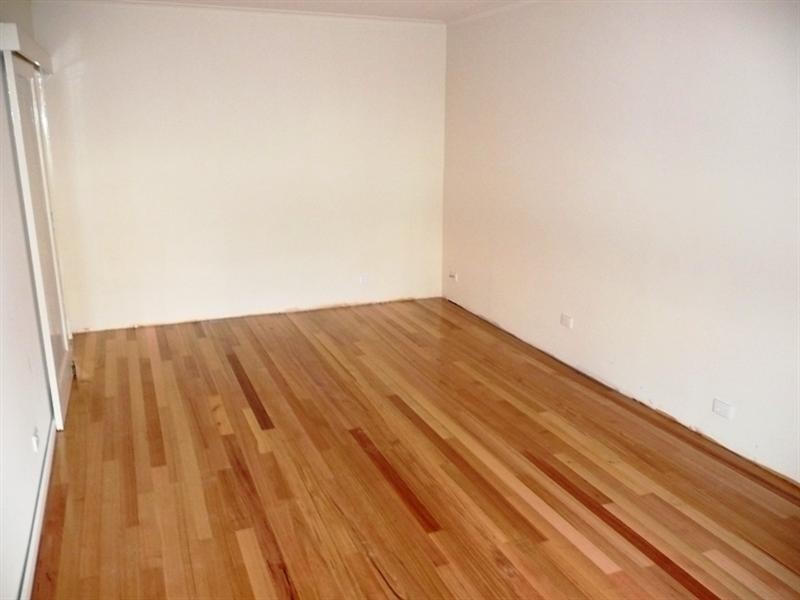 2/1 Paul Street, Doncaster VIC 3108