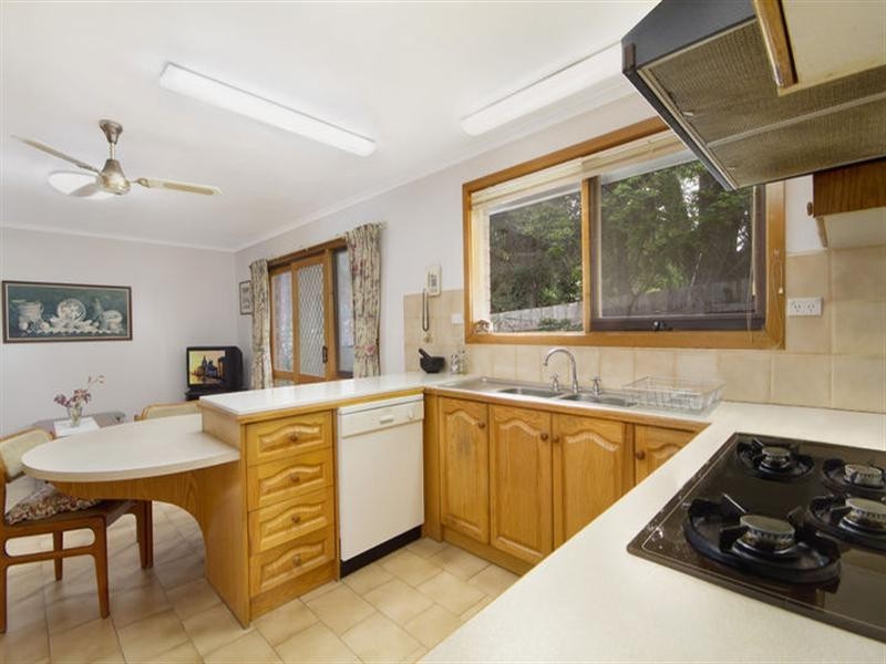 9 Highfield Avenue, Warranwood VIC 3134