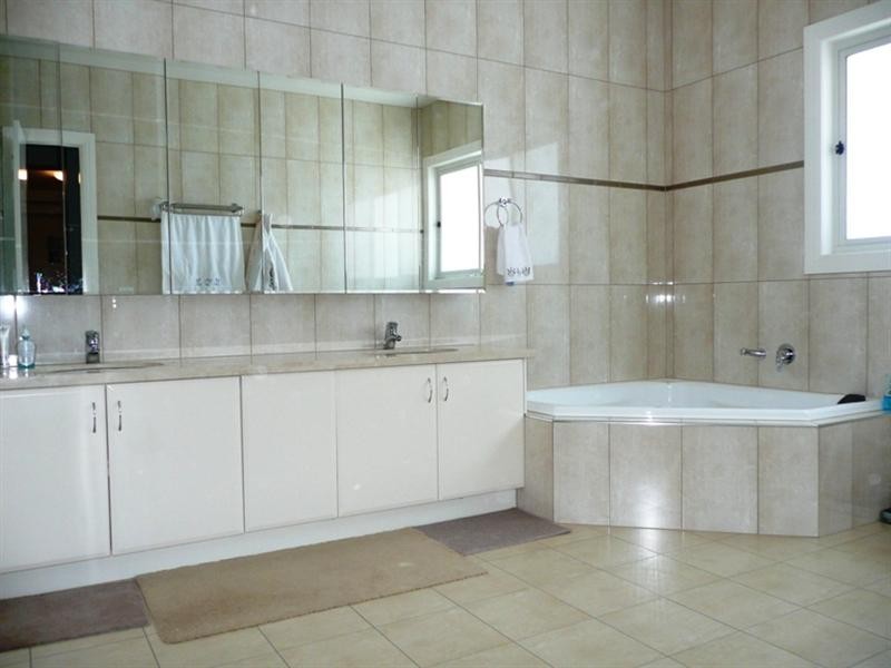 68 Newmans Road, Templestowe VIC 3106