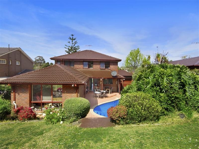 35 Koolkuna Avenue, Doncaster VIC 3108