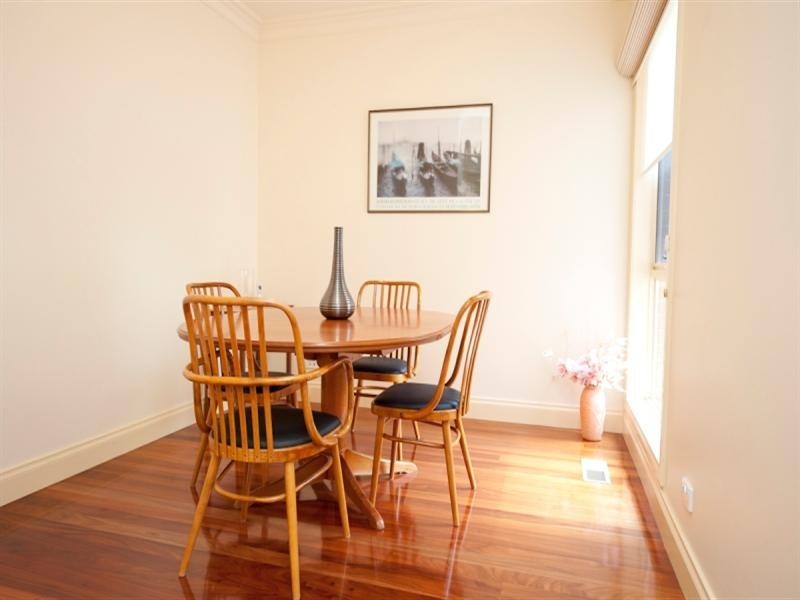 8 Park Hill Way, Doncaster VIC 3108