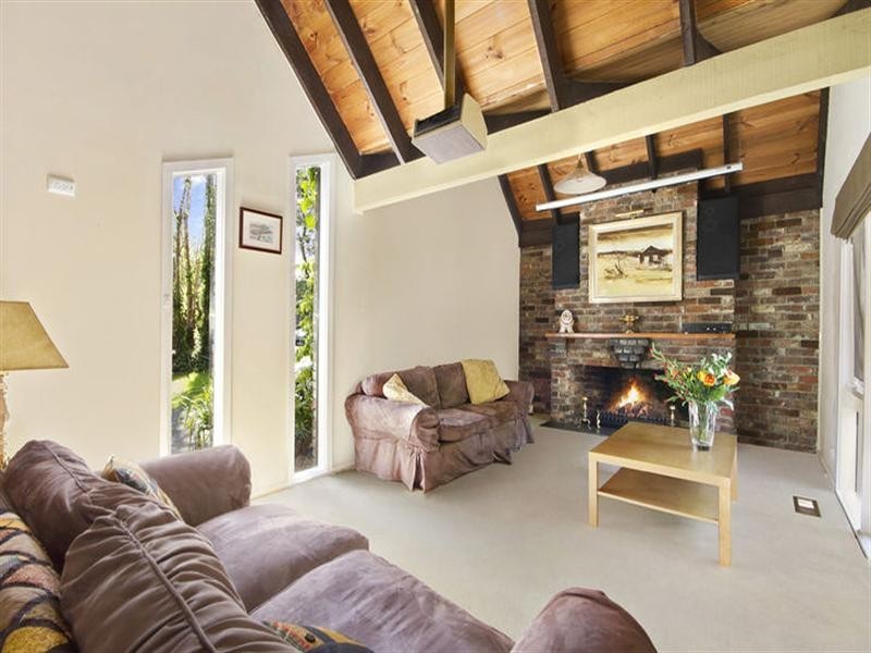 66 Whitehorse Road, Blackburn VIC 3130