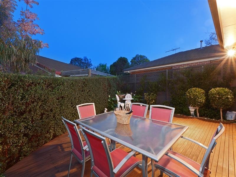 26 Victoria Avenue, Mitcham VIC 3132