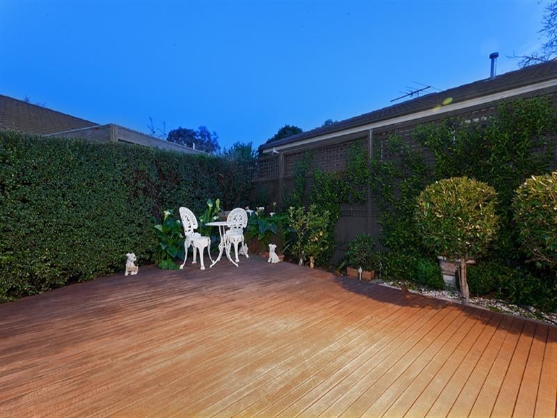 26 Victoria Avenue, Mitcham VIC 3132