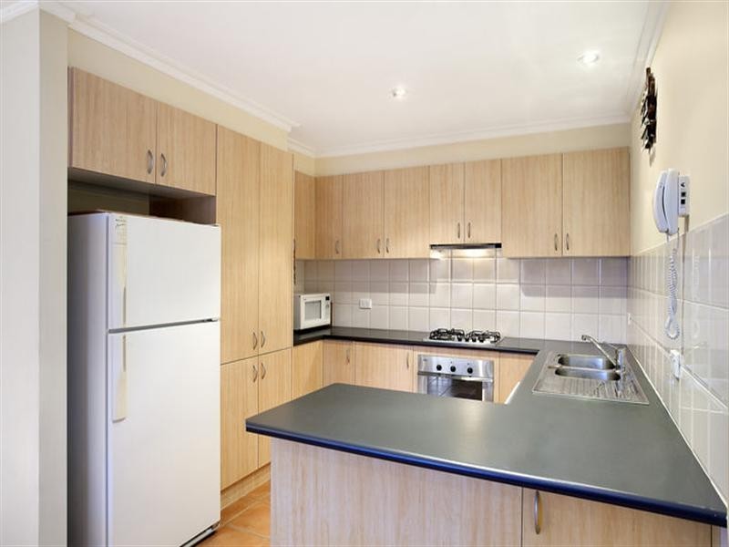 1/1 Florence Avenue, Donvale VIC 3111