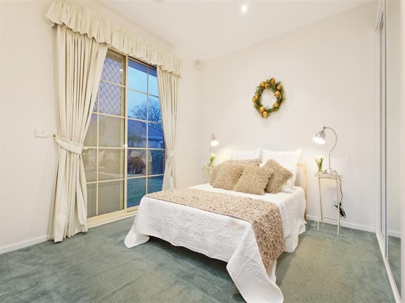 2/119A Surrey Road, Blackburn VIC 3130