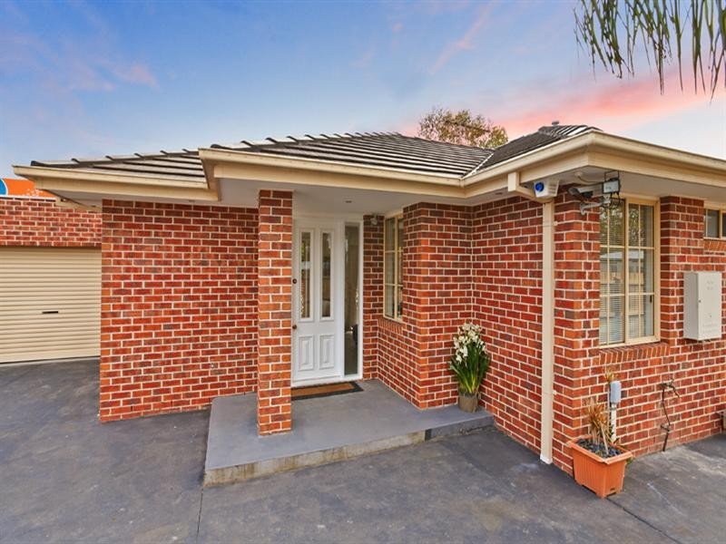 2/119A Surrey Road, Blackburn VIC 3130