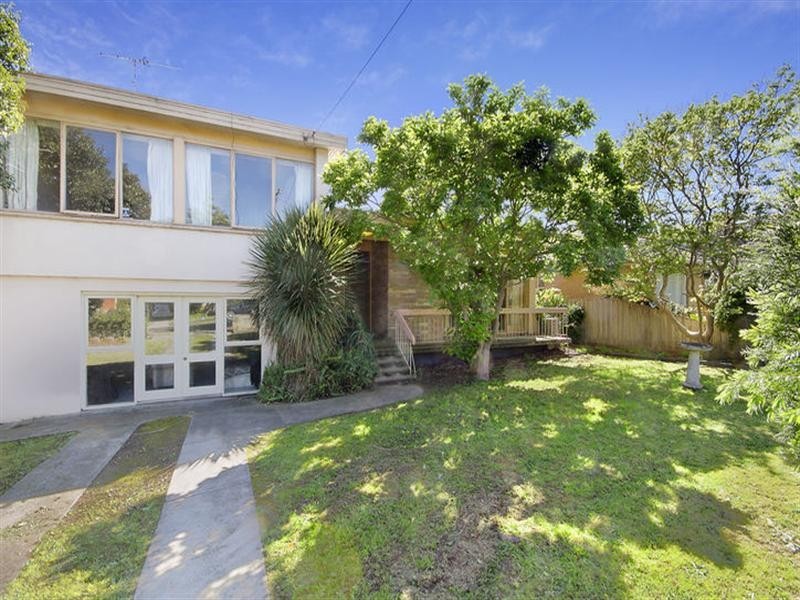 15 Balfour Street, Doncaster VIC 3108