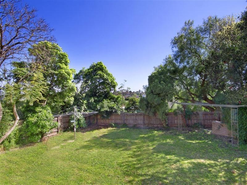 15 Balfour Street, Doncaster VIC 3108