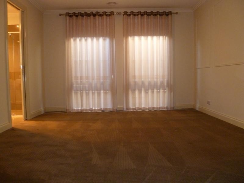 13 Hillingdon Crescent, Doncaster VIC 3108