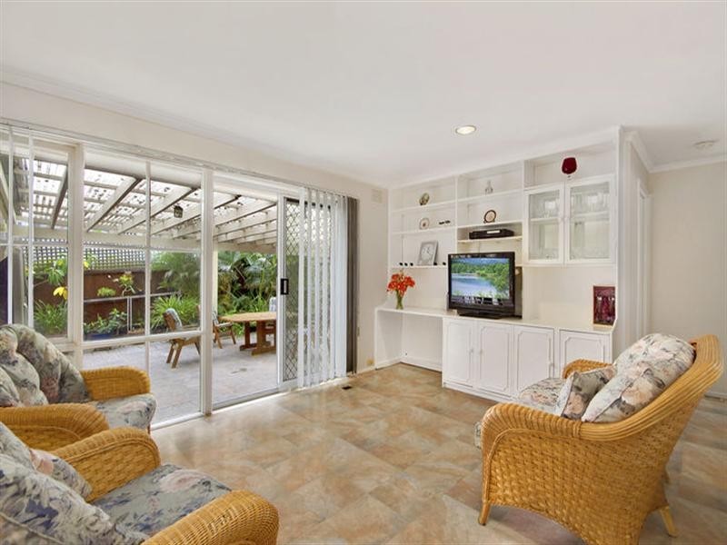 16 Newmans Road, Templestowe VIC 3106