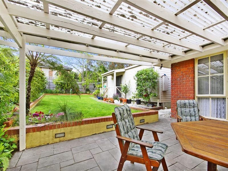 16 Newmans Road, Templestowe VIC 3106