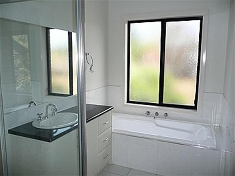 2/55 Cassowary Street, Doncaster East VIC 3109