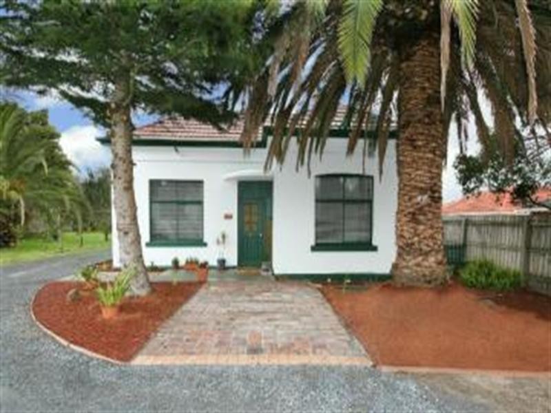 2/12 Sheila Street, Blackburn North VIC 3130