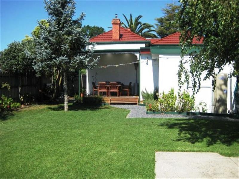 2/12 Sheila Street, Blackburn North VIC 3130