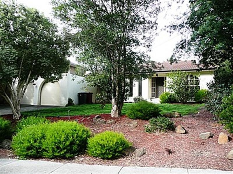 25 Saxon Street, Doncaster VIC 3108