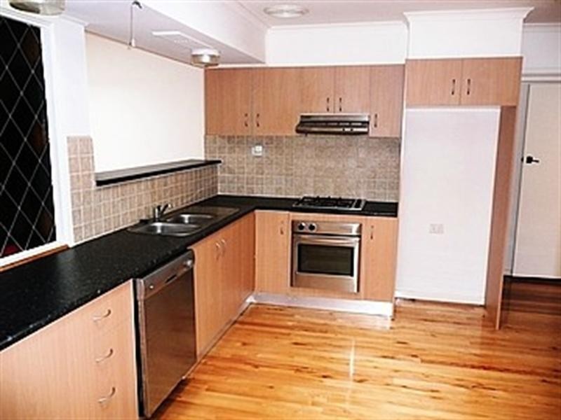 25 Saxon Street, Doncaster VIC 3108