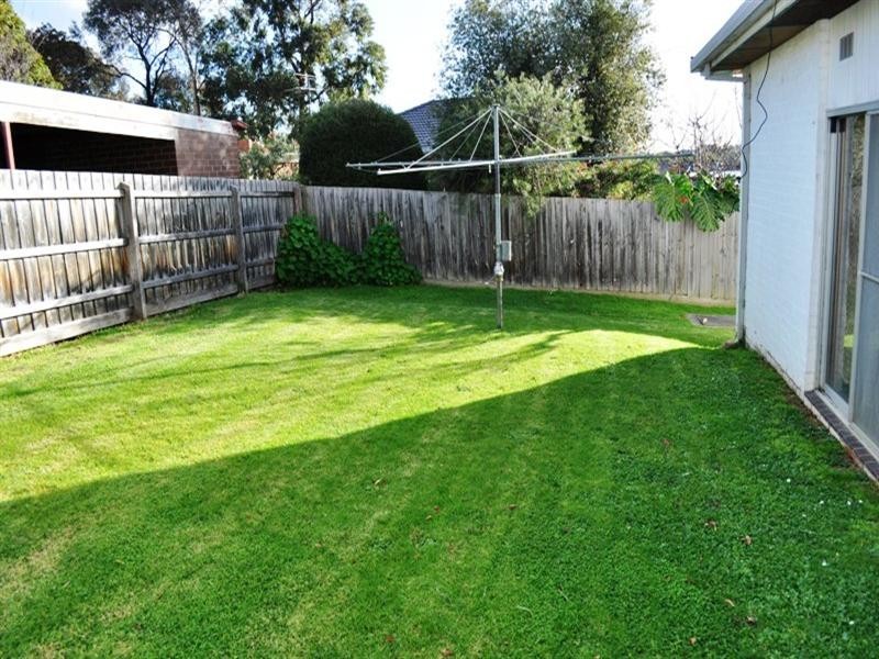 8 Woodstock, Doncaster East VIC 3109