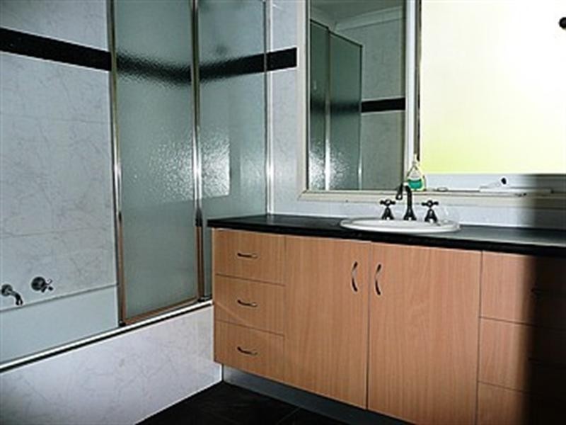 25 Saxon Street, Doncaster VIC 3108