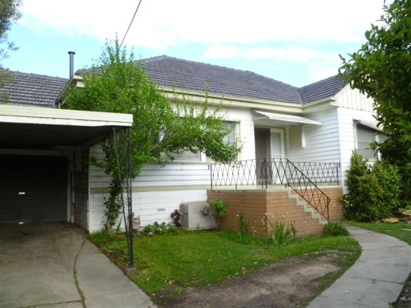 28 Tram Road, Doncaster VIC 3108