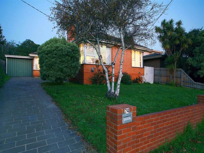 24 William Street, Donvale VIC 3111
