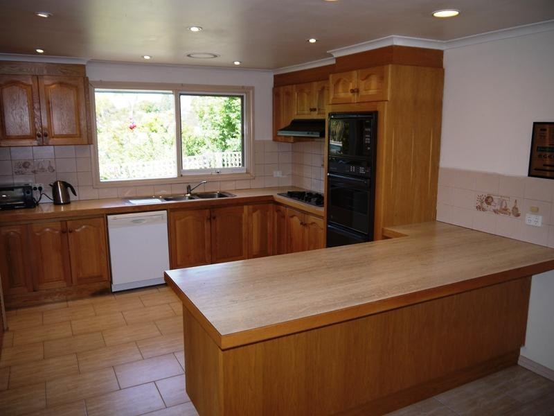 2/2 Rosemary Street, Templestowe Lower VIC 3107