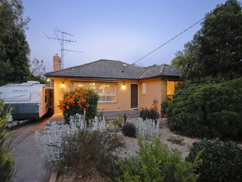 8 Toinette Court, Doncaster East VIC 3109