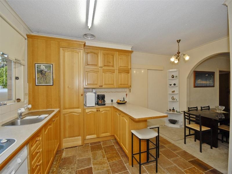 8 Toinette Court, Doncaster East VIC 3109