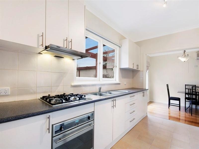 47 Russell Crescent, Doncaster East VIC 3109