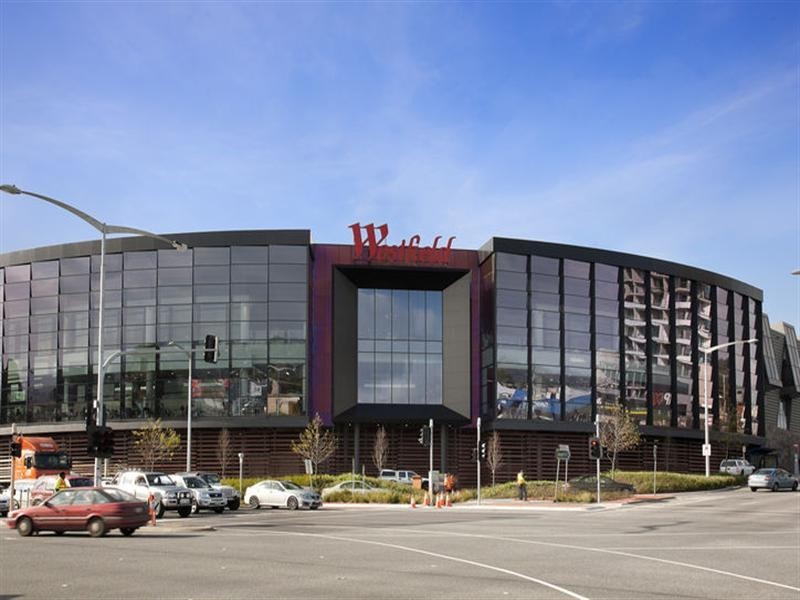 1 Crouch Court, Doncaster VIC 3108