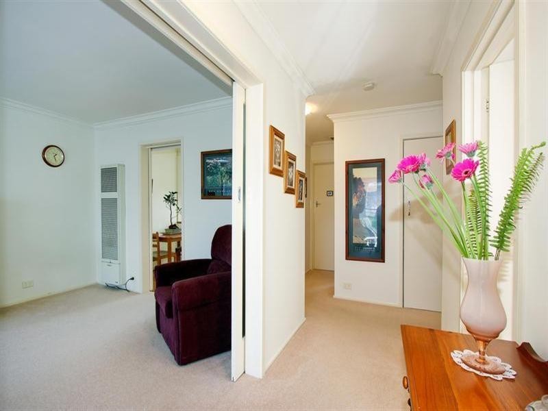 3/33 Churchill, Doncaster East VIC 3109