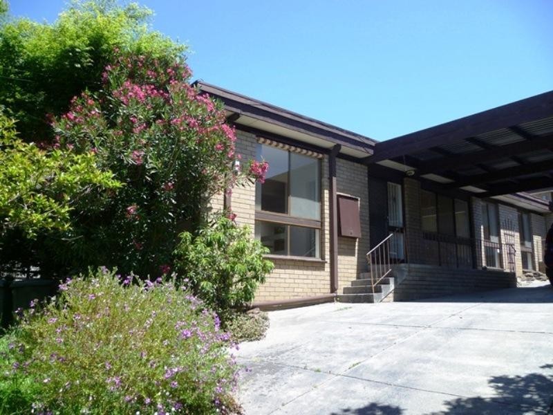 17 Currajong Street, Doncaster East VIC 3109