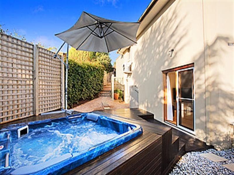 2 Bantry Grove, Templestowe VIC 3106