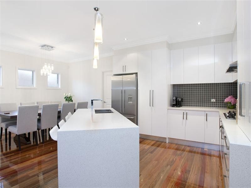 1/124 Beverley Street, Doncaster East VIC 3109