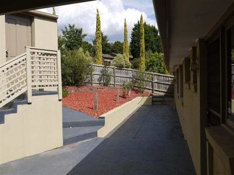 2 Bantry Grove, Templestowe VIC 3106