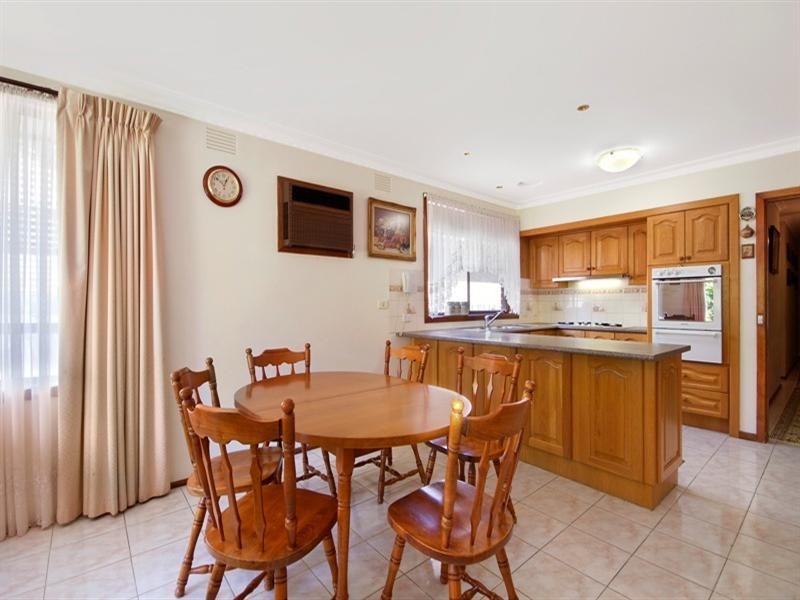 32 Nathan Street, Doncaster VIC 3108