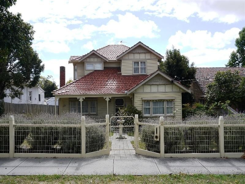 13 Pine Street, Surrey Hills VIC 3127