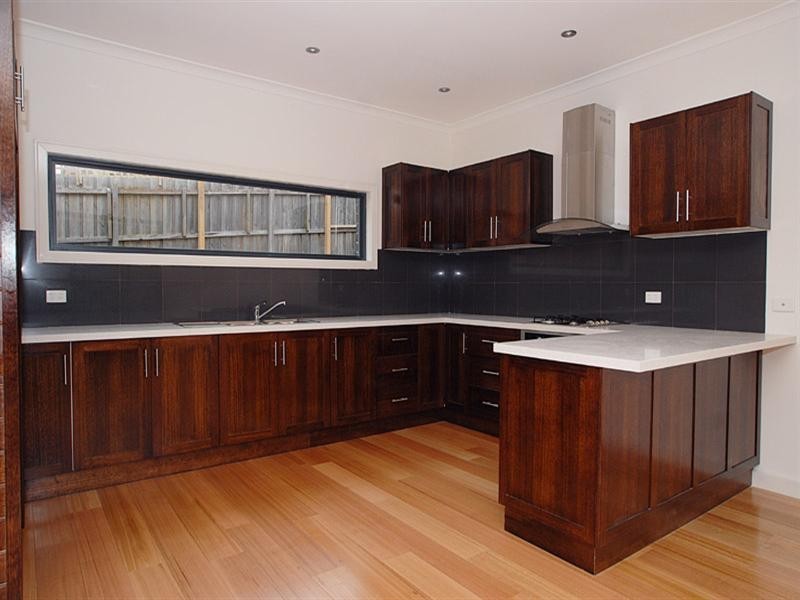 2/31 Leslie Street, Donvale VIC 3111