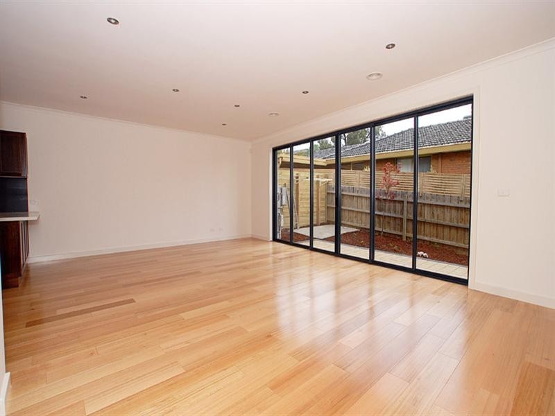 2/31 Leslie Street, Donvale VIC 3111