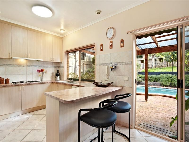 10 McDonough Lane, Vermont VIC 3133