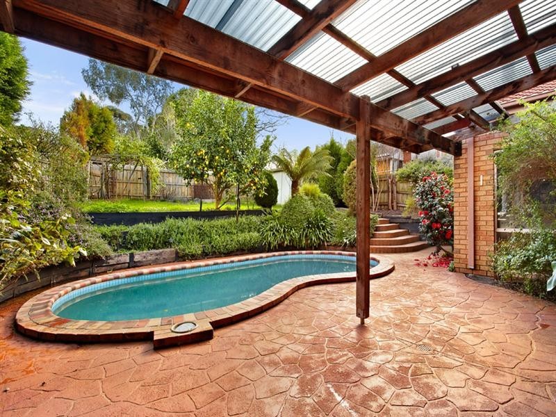 10 McDonough Lane, Vermont VIC 3133