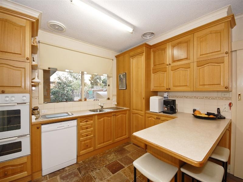 8 Toinette Court, Doncaster East VIC 3109