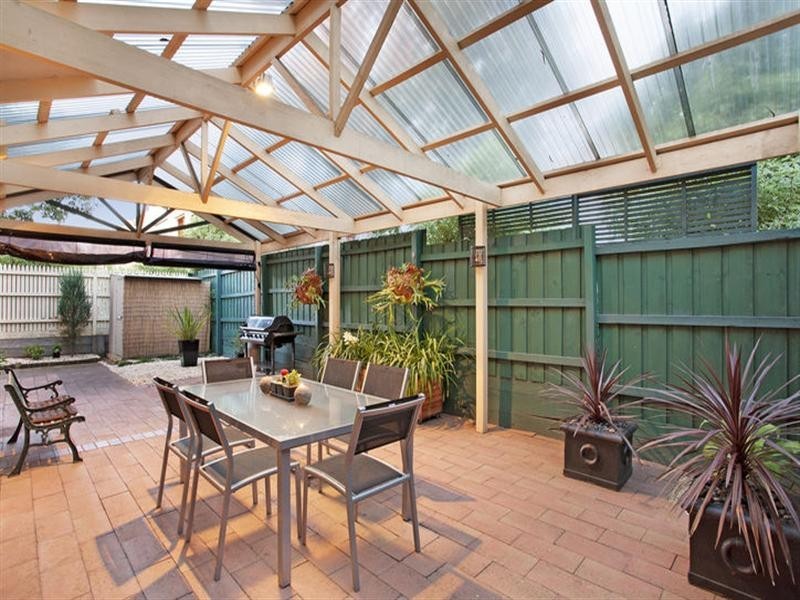 11 Sunrise Crescent, Templestowe Lower VIC 3107