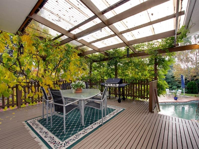 18 Chippewa Avenue, Donvale VIC 3111