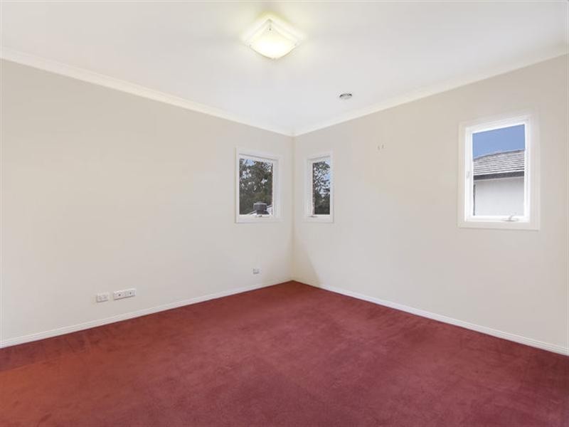 1/5 Dianne Street, Doncaster East VIC 3109