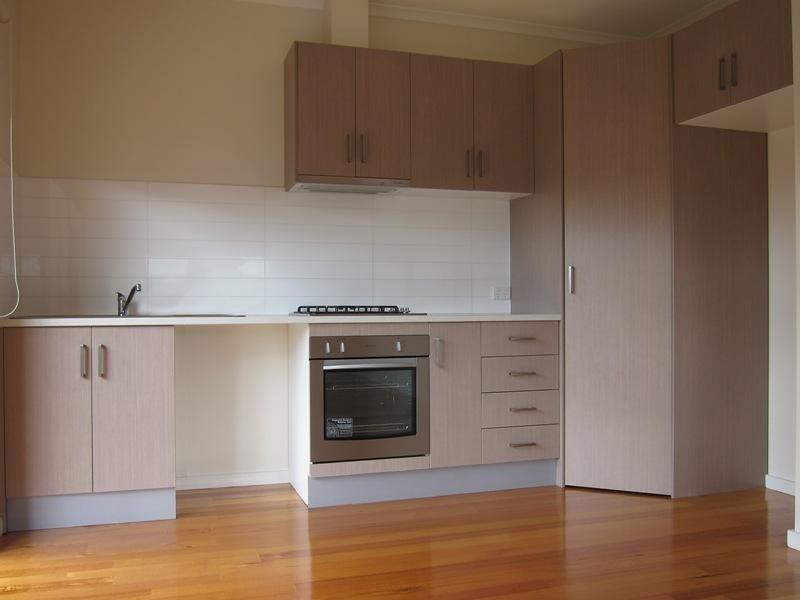 3/13 Suffolk Street, Reservoir VIC 3073