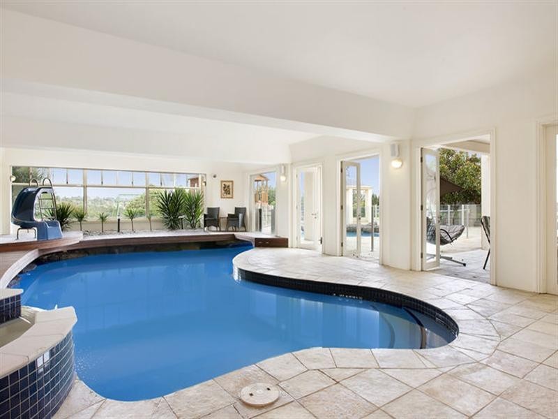 10 Summerhill Road, Templestowe VIC 3106