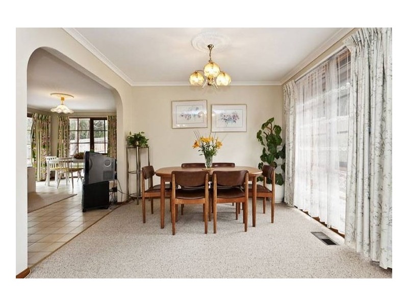 2 Newstead Court, Doncaster East VIC 3109