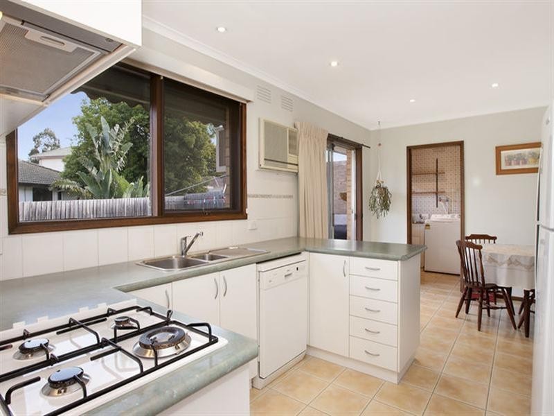 16 Gleeson Drive, Bundoora VIC 3083