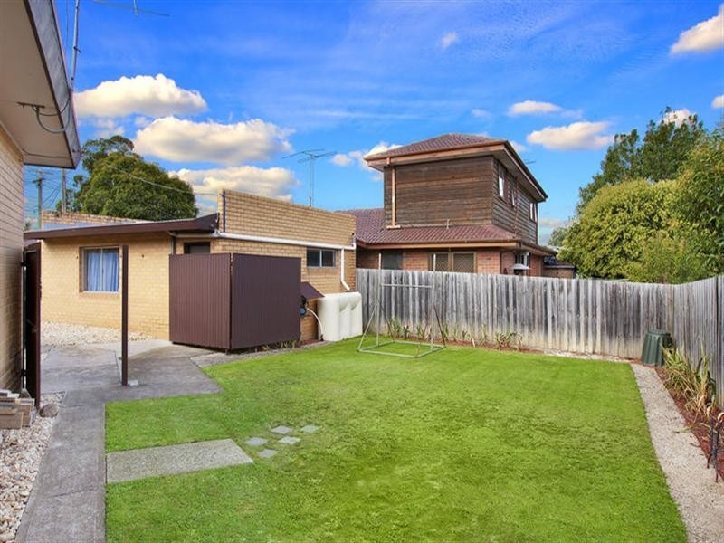 16 Gleeson Drive, Bundoora VIC 3083